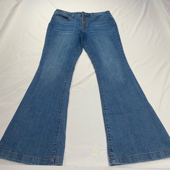 Sofia Jeans by Sofia Vergara Denim - Sofia Jeans by Sofia Vergara‎ Melisa Flare Medium Wash Button Fly Denim Jeans 10